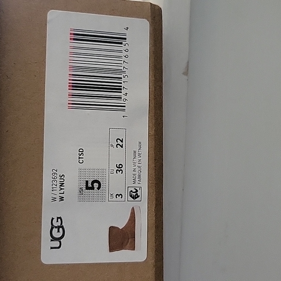 Ugg Boots - Picture 4 of 4